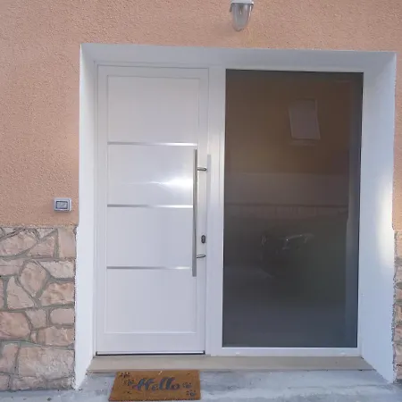 Nuovissimo Comodo Per Famiglie Apartment